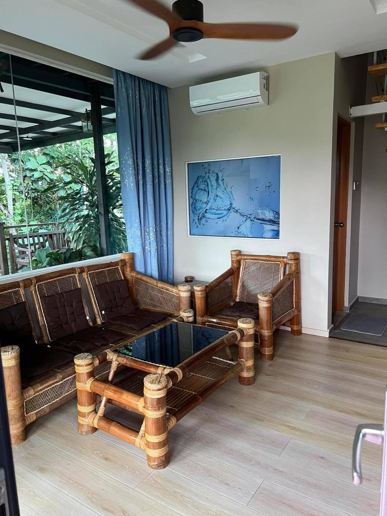 Kokol Sinompuru * Kota Kinabalu